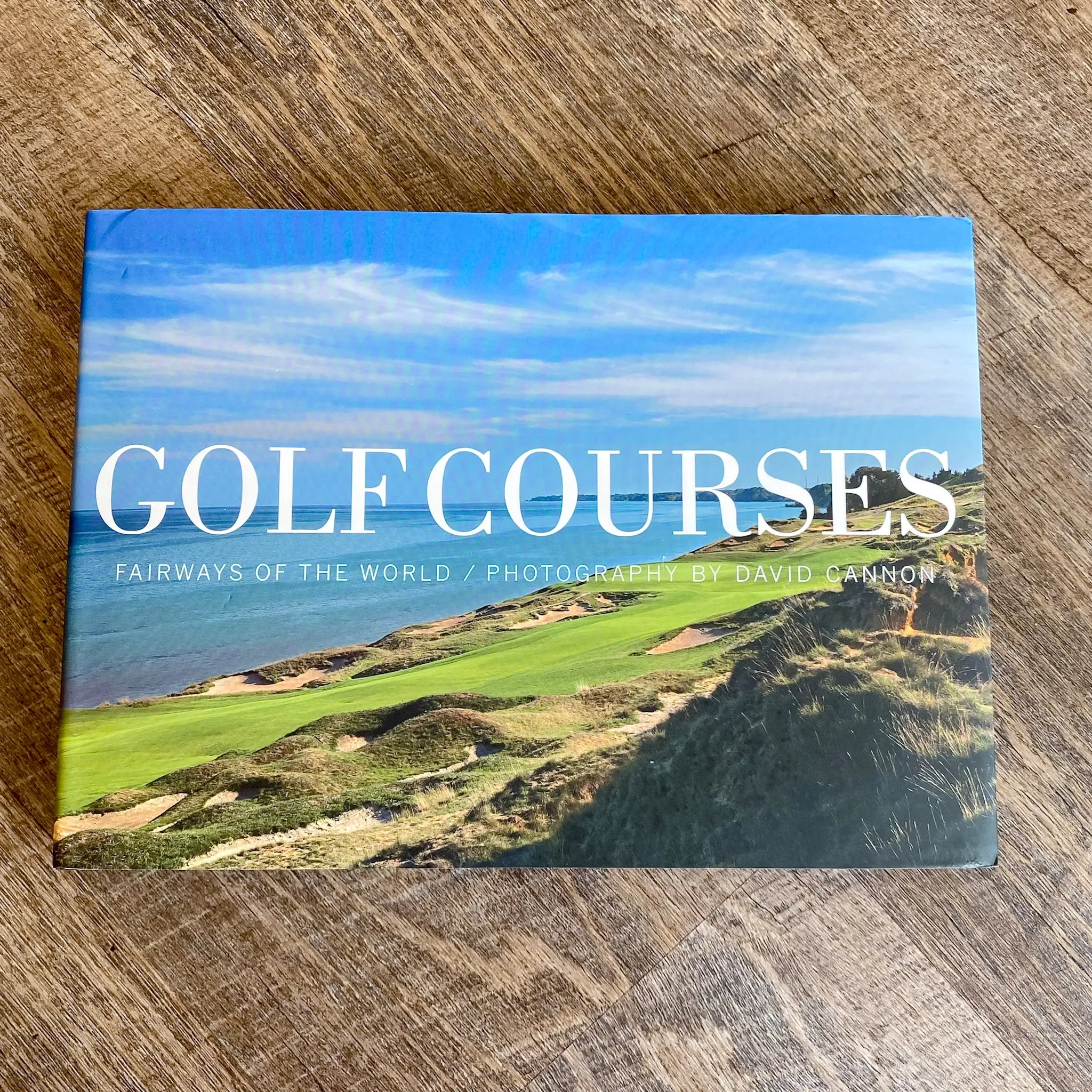 Golf Courses: Fairways of the World