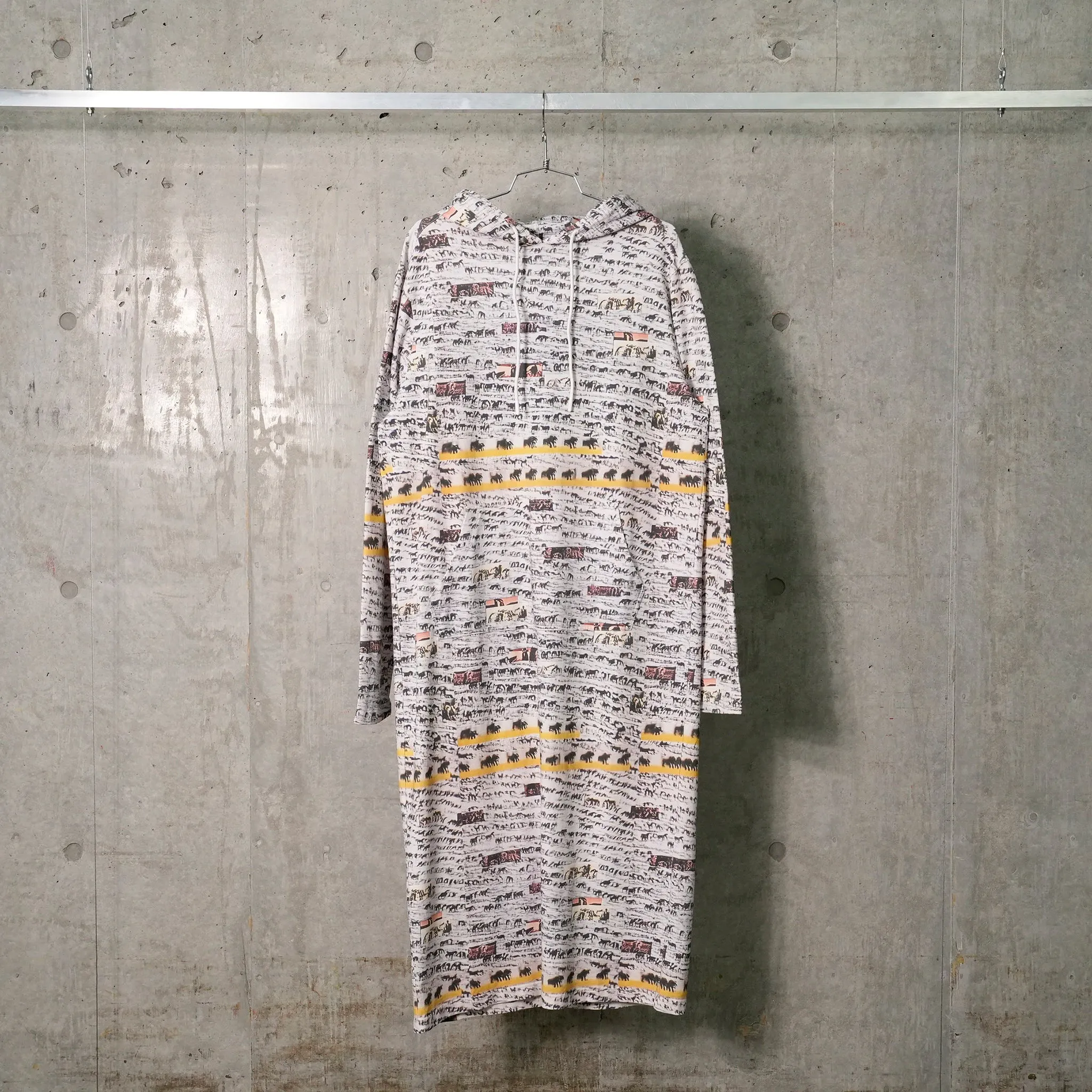 LONG TASILI HOODIE / TASILI POLKA